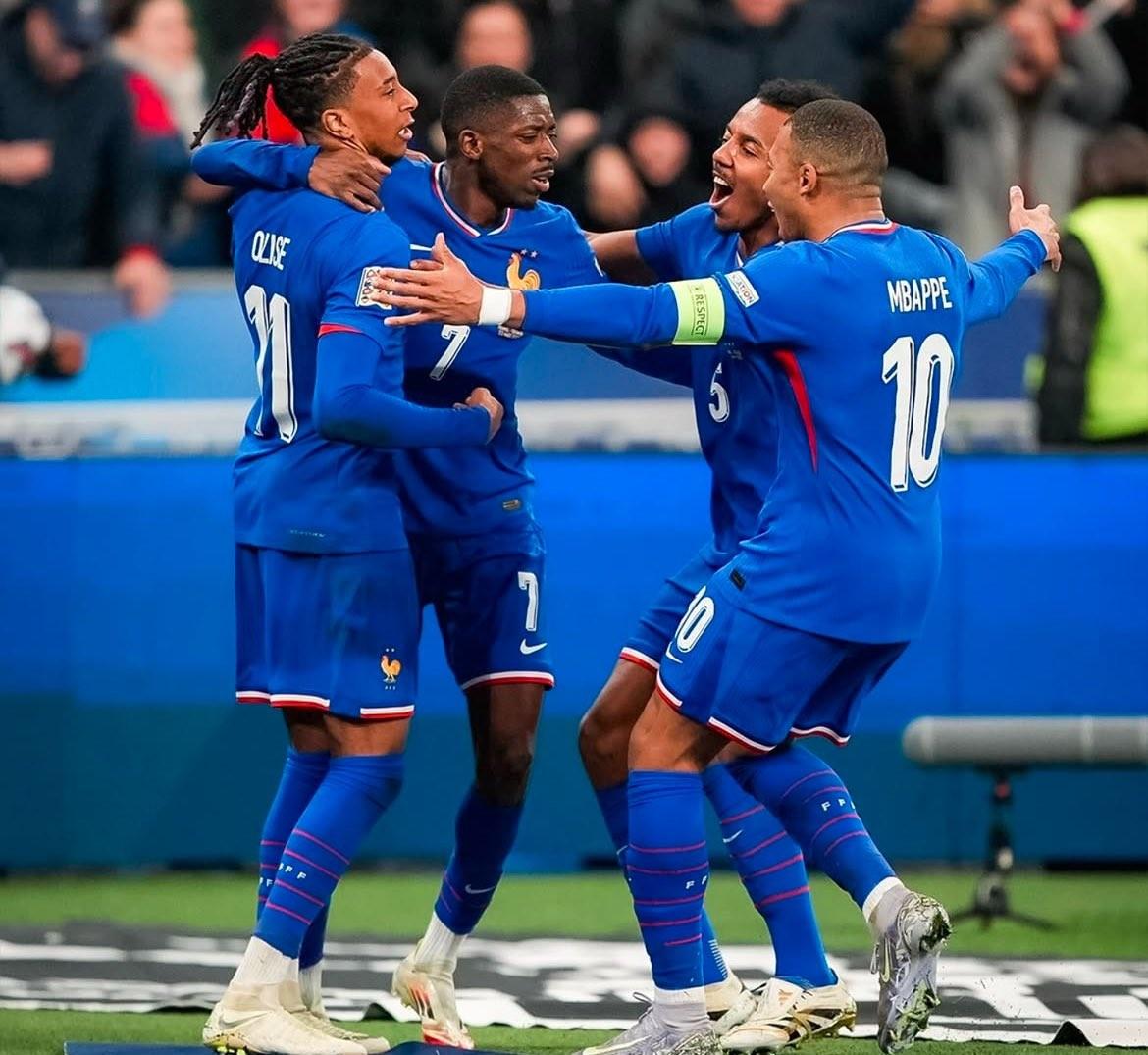 法国网球队鏖战美国网球队,克耶高斯关键制胜 法国网球队鏖战美国网球队,克耶高斯关键制胜