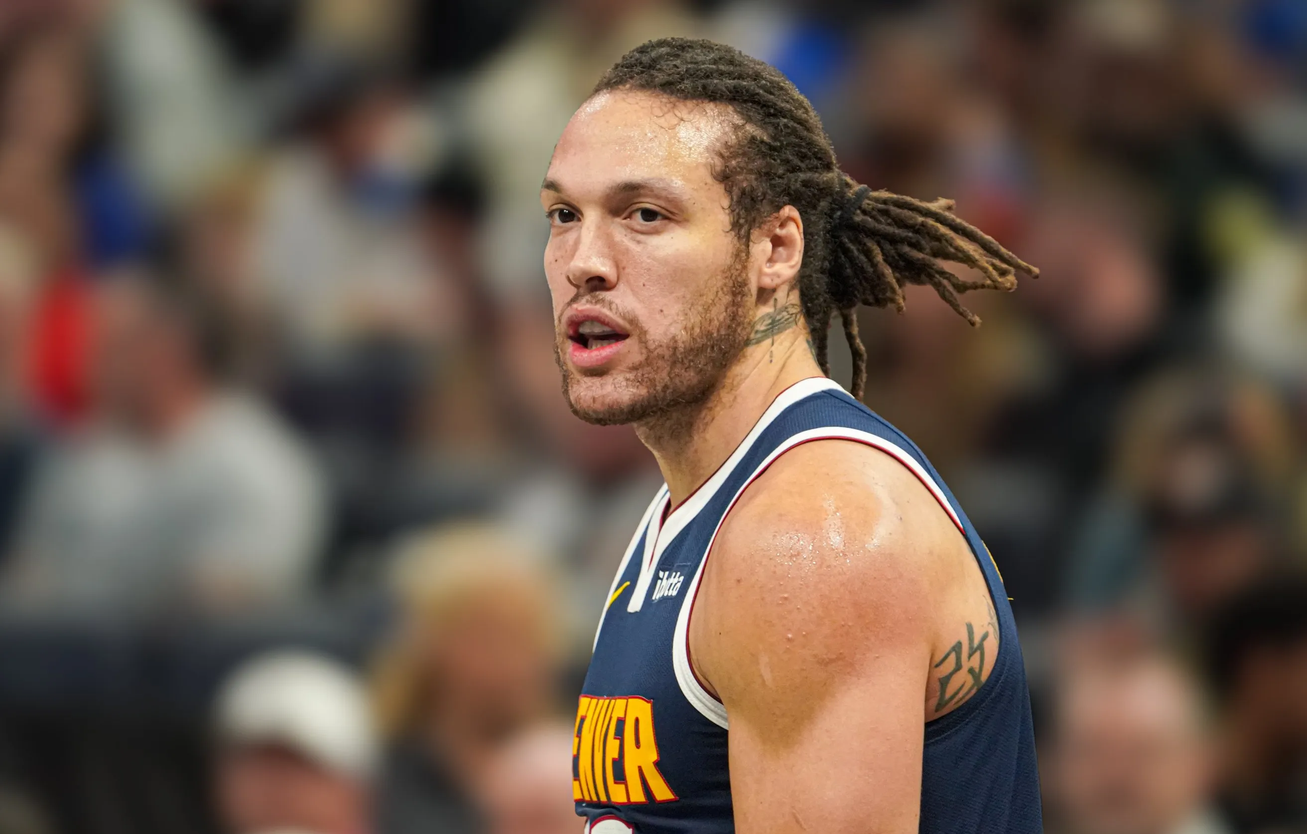 湖人B队横扫澳大利亚男篮,伦纳德爆发神勇的简单介绍 湖人B队横扫澳大利亚男篮,伦纳德爆发神勇的简单介绍