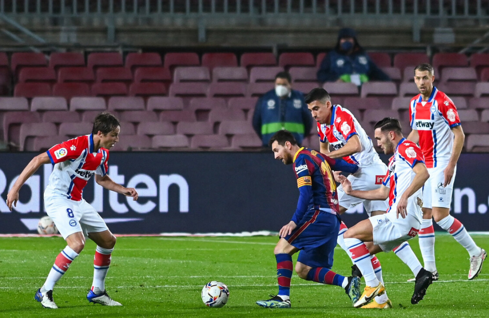 秘鲁翻盘塞内加尔,苏亚雷斯高光表现 秘鲁翻盘塞内加尔,苏亚雷斯高光表现