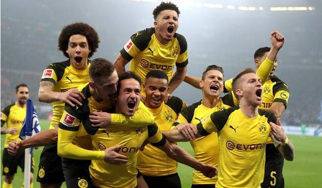 开云官方app入口-多特蒙德全队备战精神抖擞,迎接未来挑战