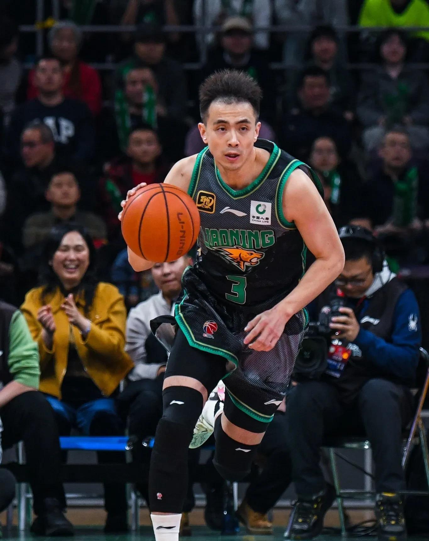 开云体育APP下载-激烈角逐!顶尖球队大战在即