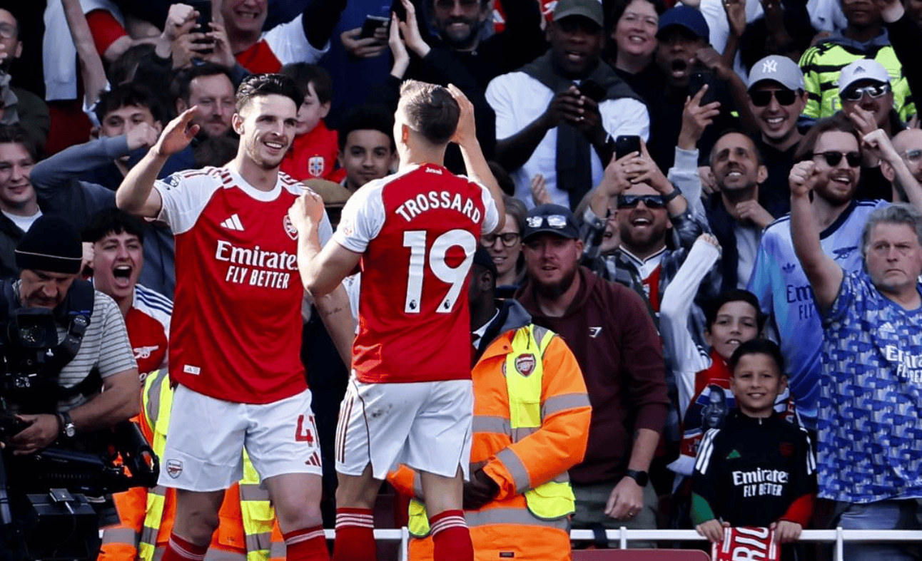 开云下载-英格兰主教练团队发生分歧,备战遭波折的简单介绍