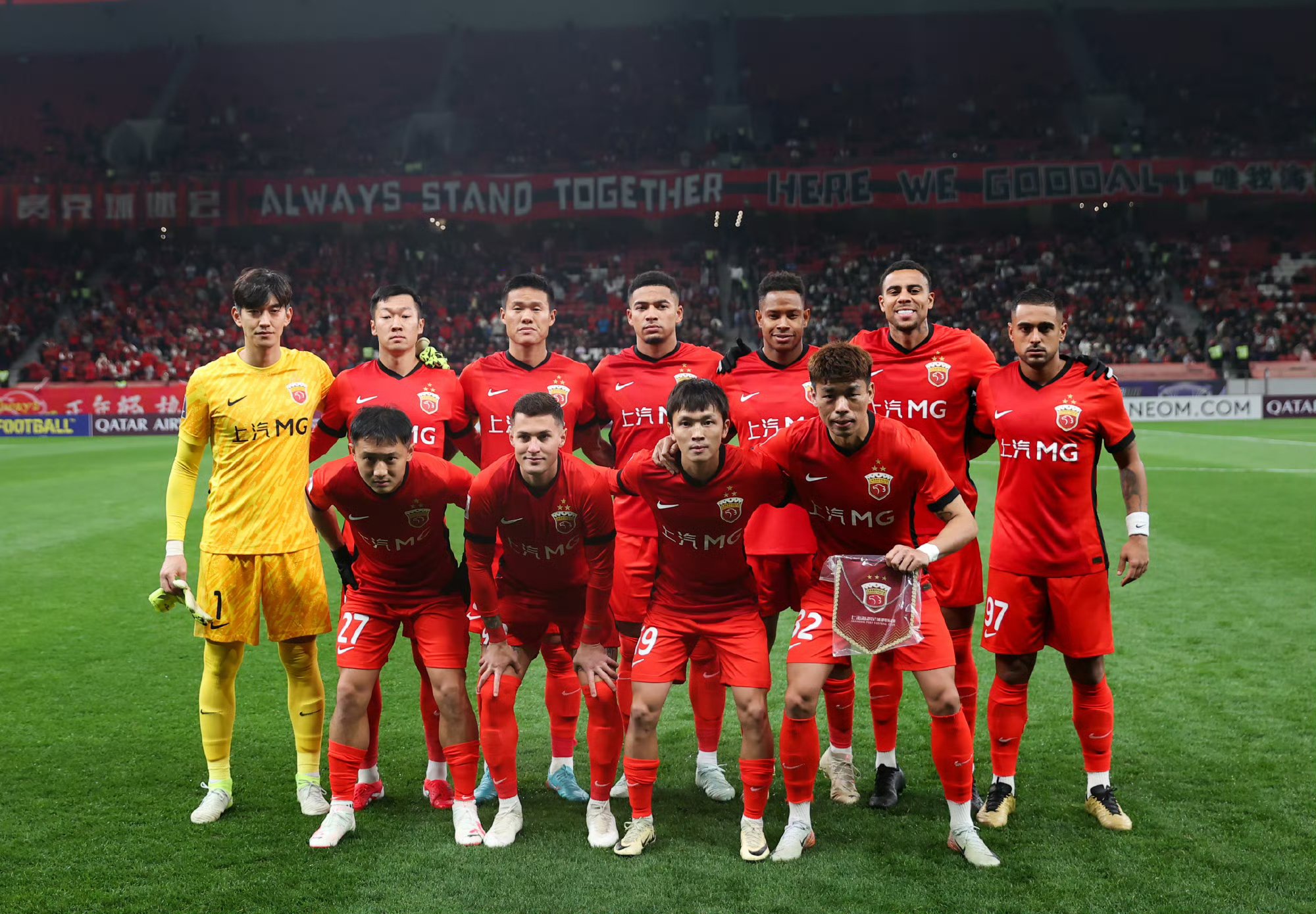 东方球队奋勇拼搏,誓死捍卫的简单介绍 东方球队奋勇拼搏,誓死捍卫的简单介绍