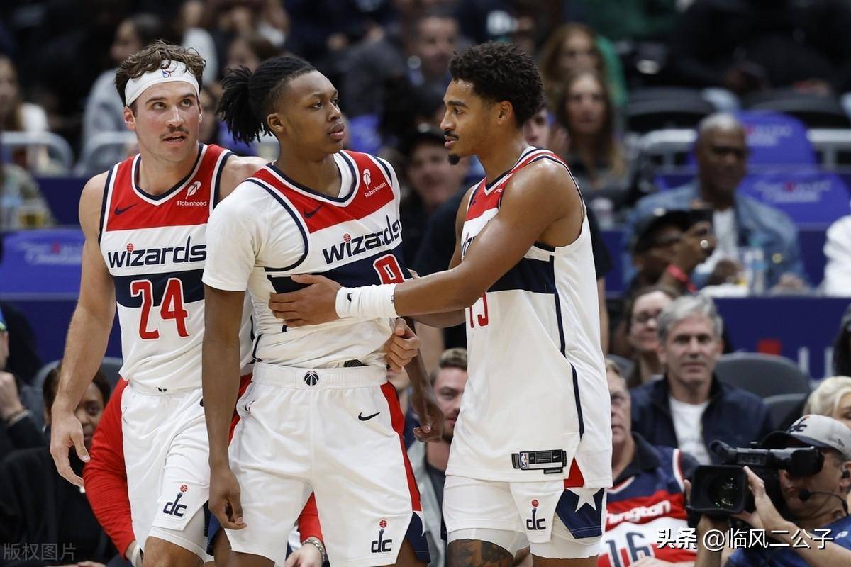 开云APP-奇才球员集体爆发,全队士气高涨凭借团结力拔头筹的简单介绍