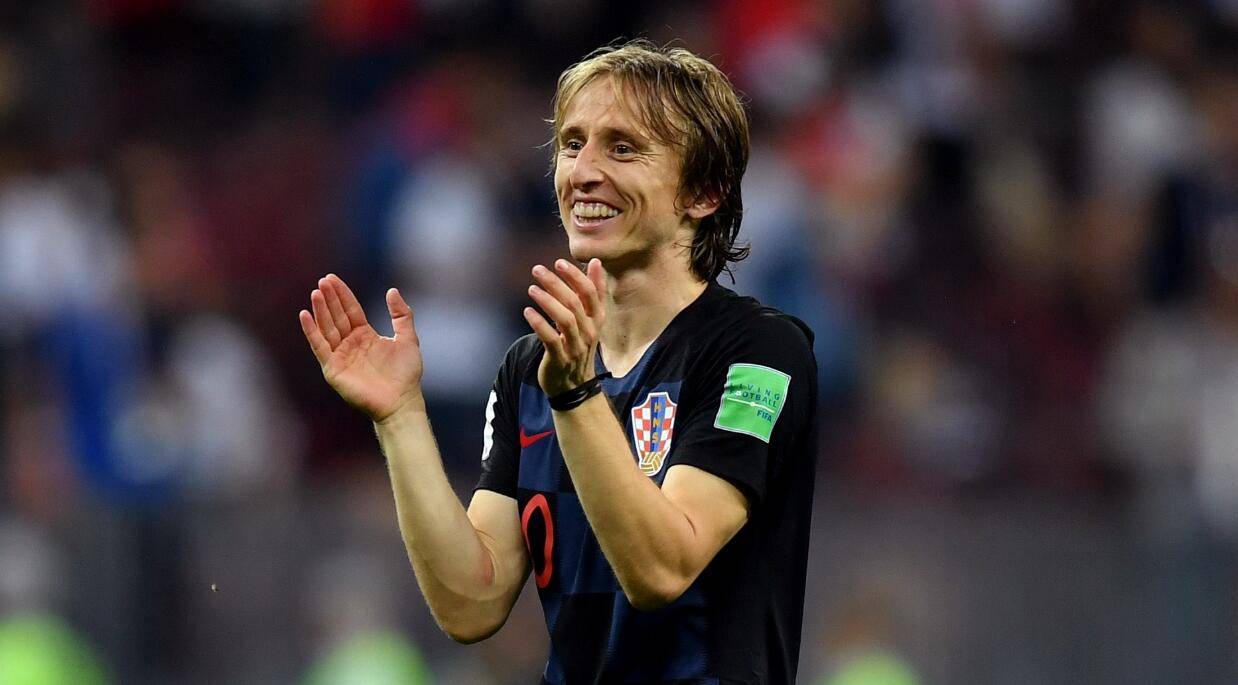 开云体育入口-瓦朗西亚主场3-2逆转兰斯,全取三分