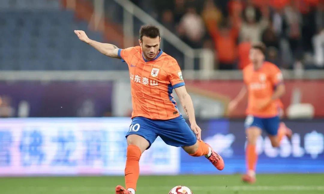 开云体育入口-外援表现抢眼,球队整体实力提升的简单介绍