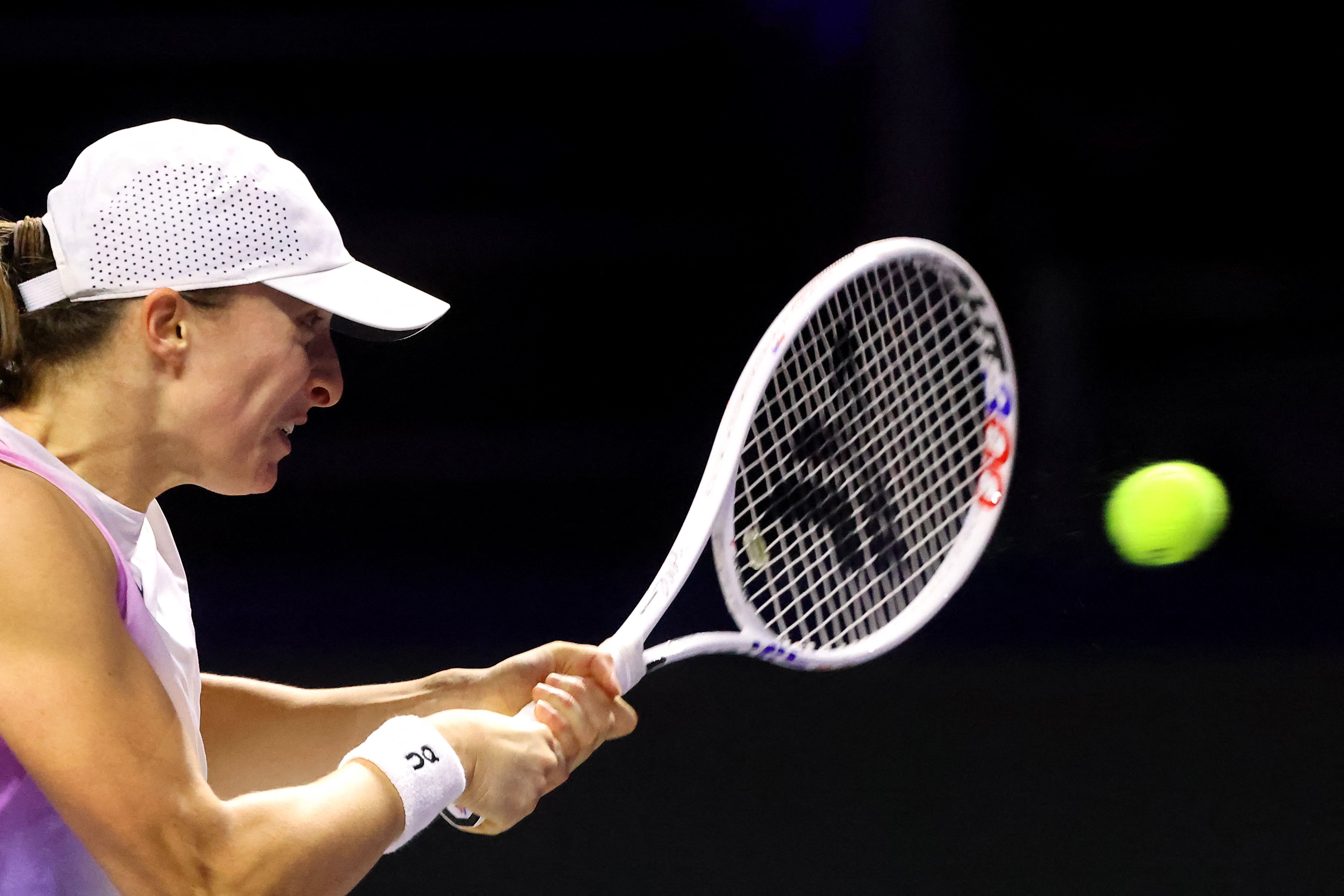 意大利网球队轻取世界网球队,克耶高斯关键制胜的简单介绍 意大利网球队轻取世界网球队,克耶高斯关键制胜的简单介绍