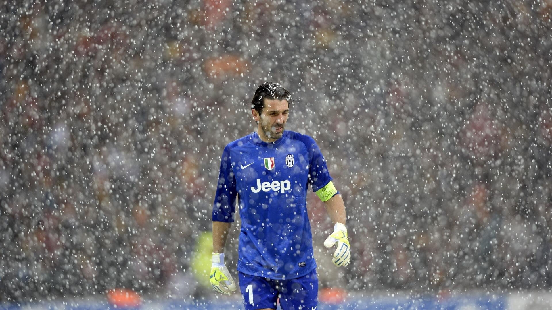 绿白军团对决中升起不落太阳,当贝蒂斯遇见哥斯达黎加,凯恩如何定义焦点新维度